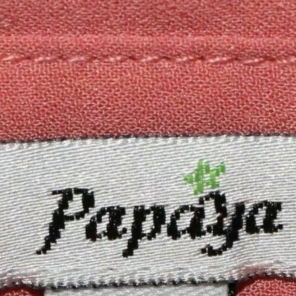 Sleeveless Lace Tank Top - Picture 6 of 6